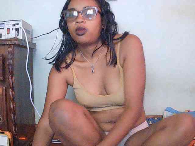 TriciaBella TriciaBella