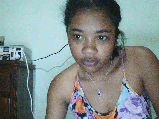 TriciaBella webcam