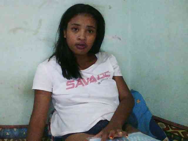 TriciaBella webcam