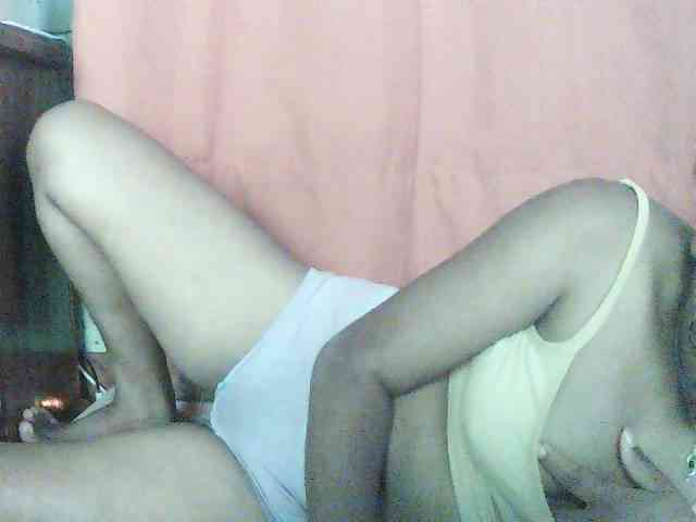 TriciaBella webcam