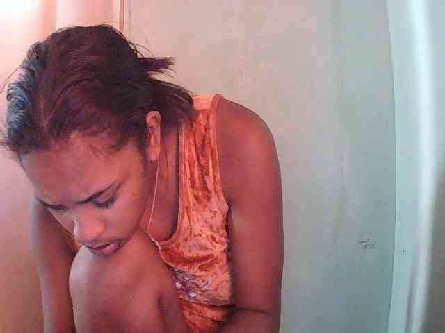 TriciaBella webcam