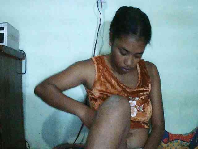 TriciaBella webcam