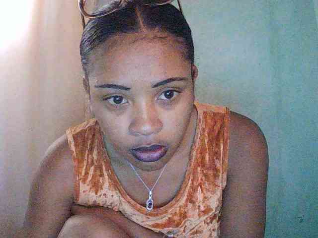 TriciaBella webcam