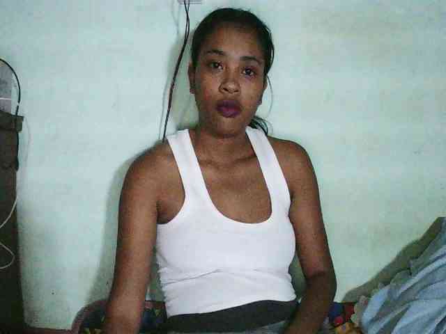 TriciaBella webcam
