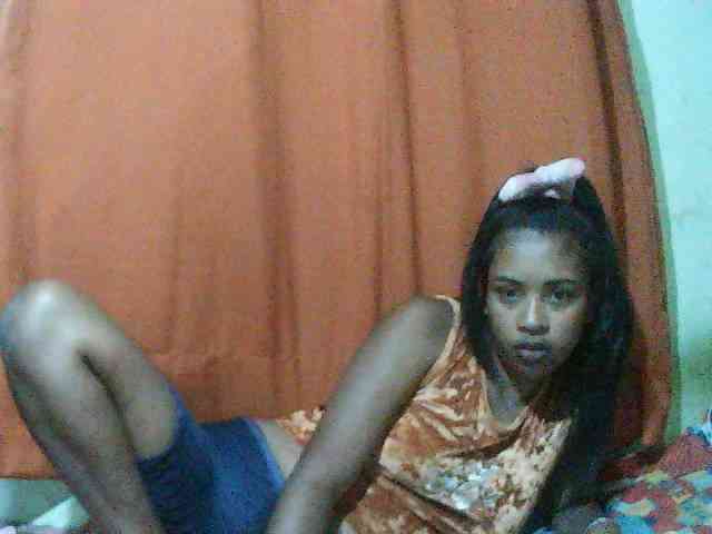TriciaBella webcam