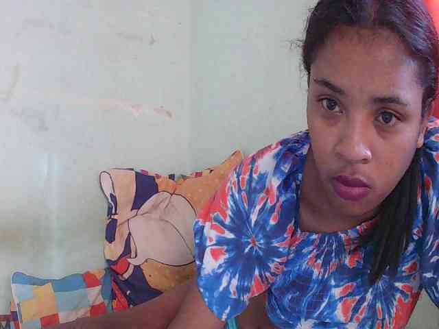 TriciaBella webcam