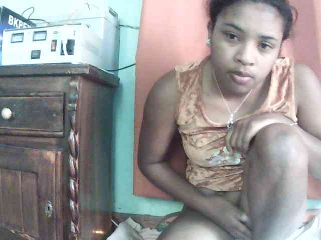 TriciaBella webcam