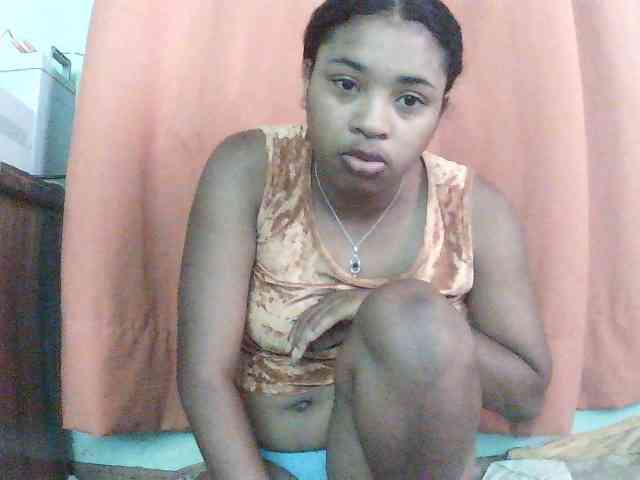 TriciaBella webcam