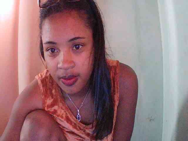 TriciaBella webcam