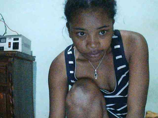 TriciaBella webcam