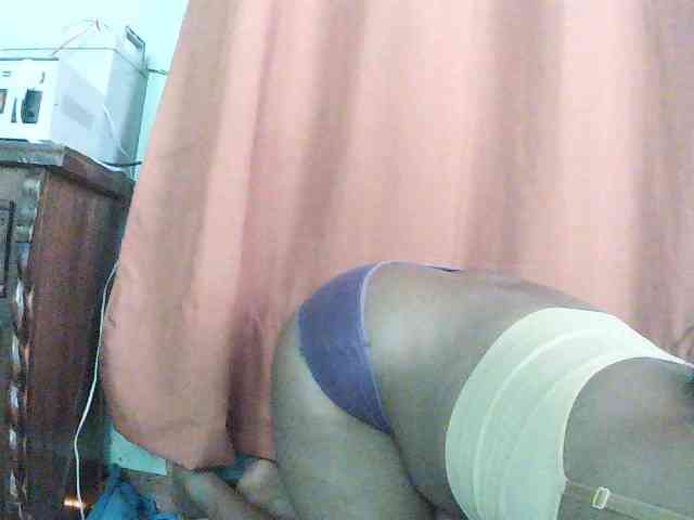 TriciaBella webcam
