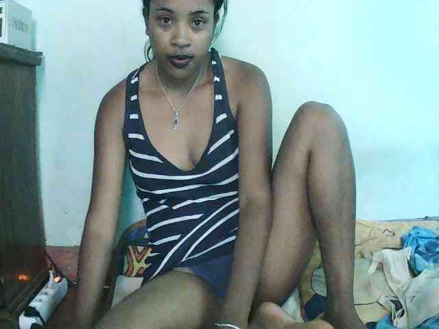 TriciaBella webcam