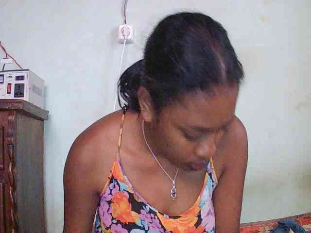 TriciaBella webcam