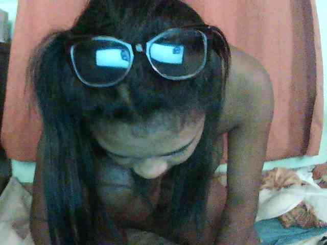 TriciaBella webcam