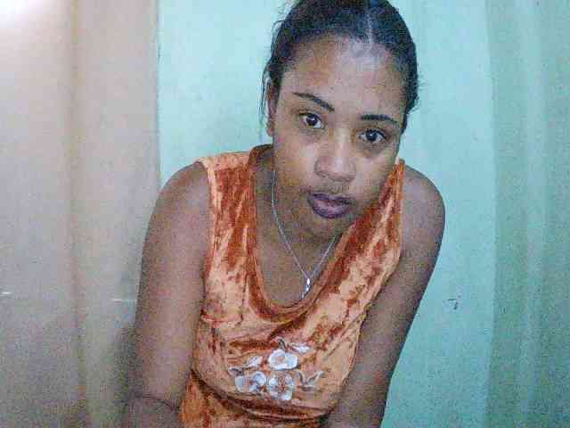 TriciaBella webcam
