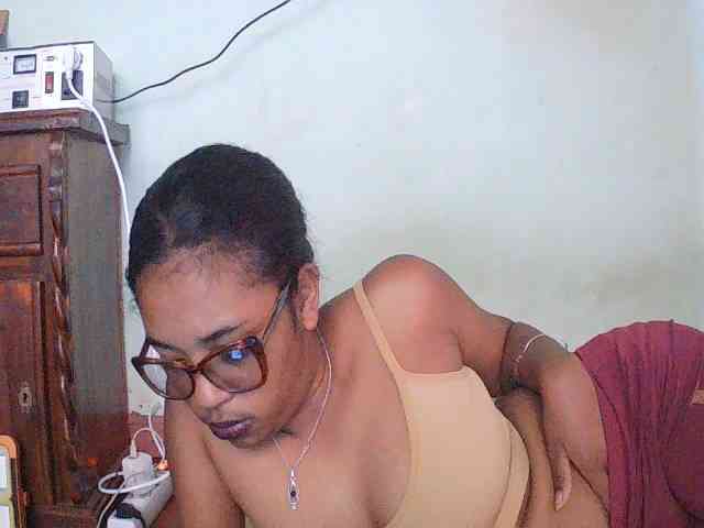 TriciaBella webcam