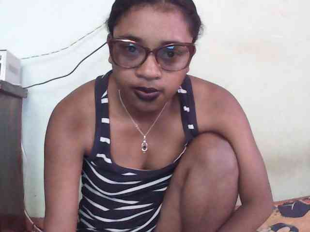 TriciaBella webcam
