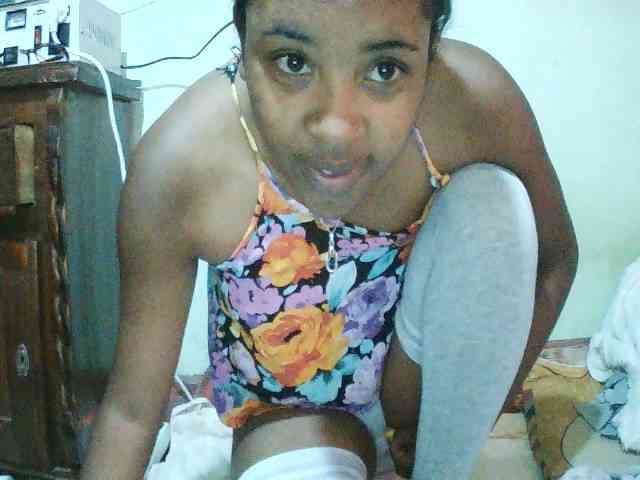 TriciaBella webcam