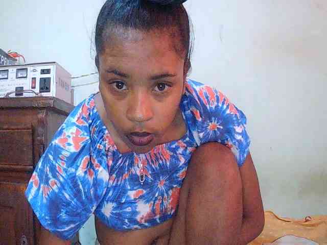 TriciaBella webcam