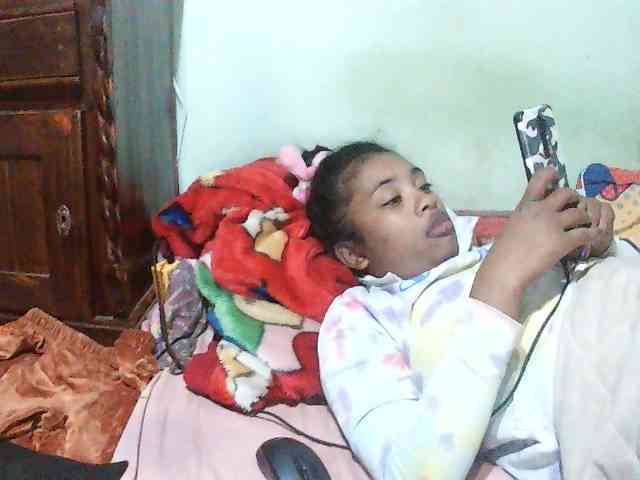TriciaBella webcam