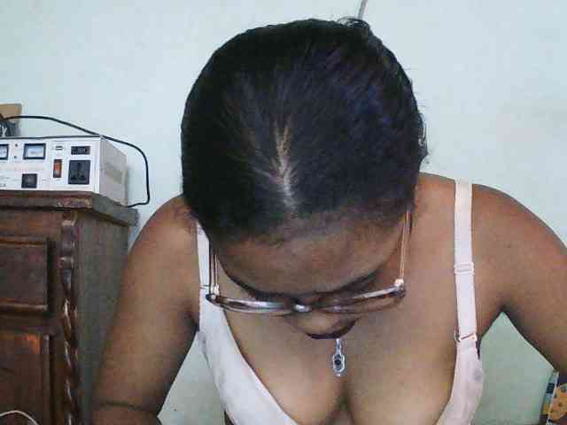 TriciaBella webcam