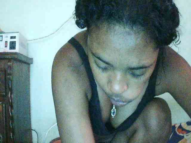 TriciaBella webcam
