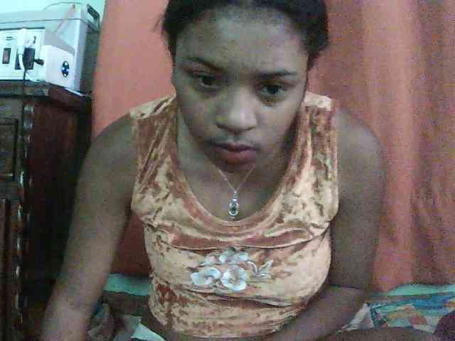 TriciaBella webcam