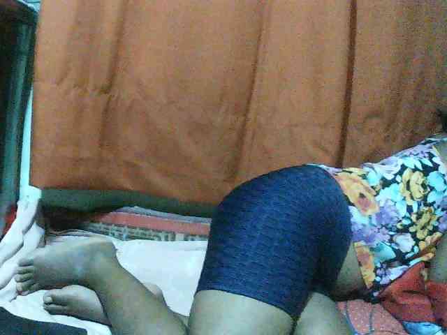 TriciaBella webcam