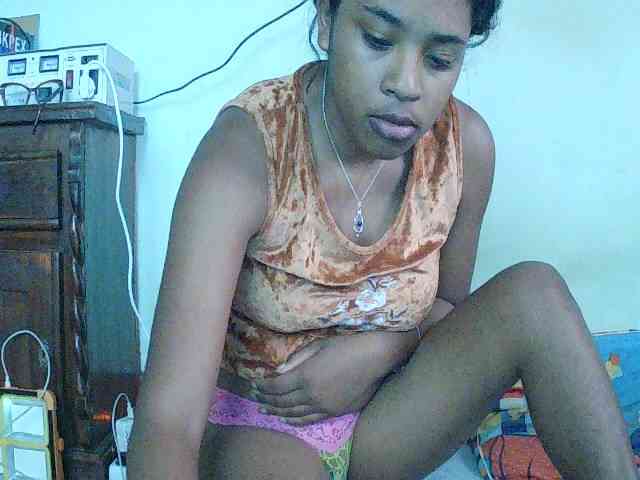 TriciaBella webcam