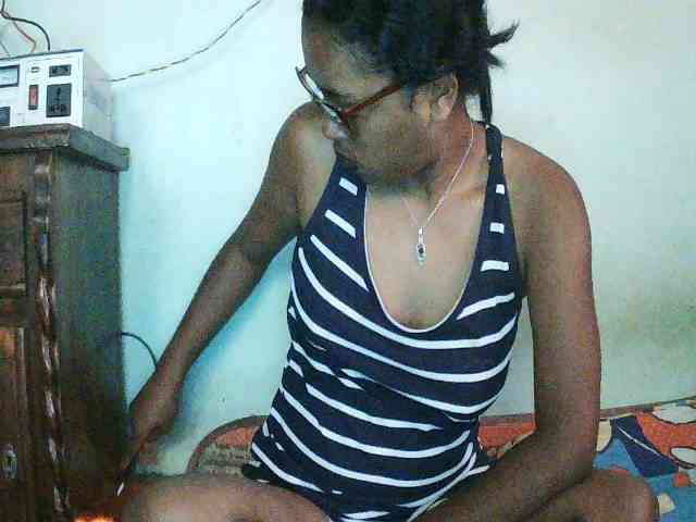 TriciaBella webcam