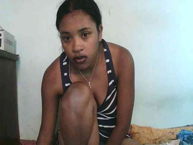 TriciaBella webcam
