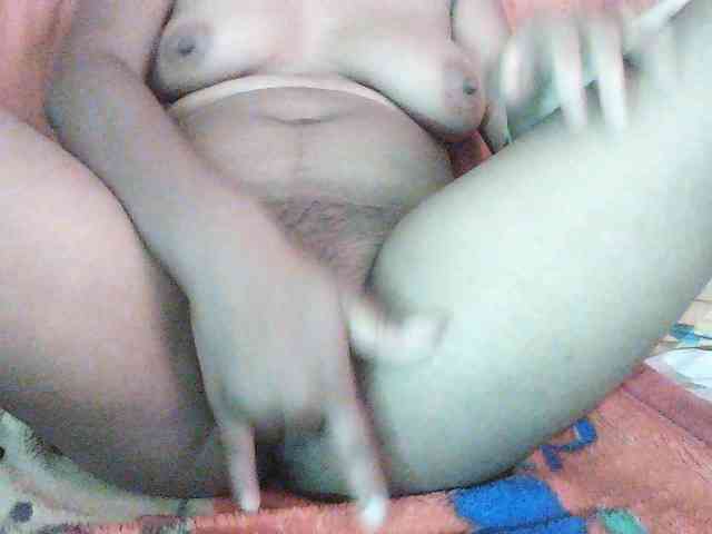 TriciaBella webcam