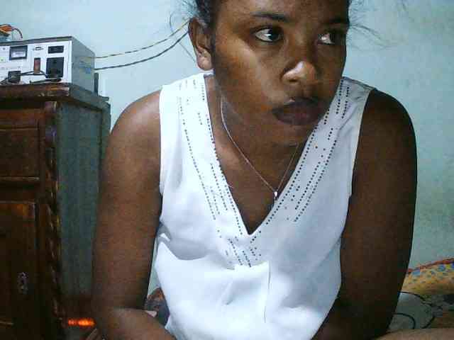 TriciaBella webcam