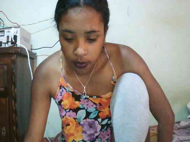 TriciaBella webcam