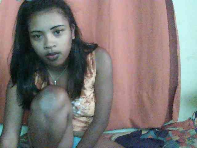 TriciaBella webcam