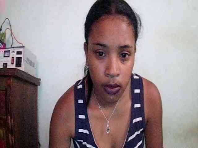 TriciaBella webcam
