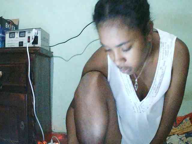 TriciaBella webcam