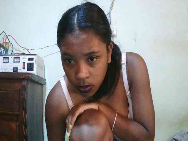 TriciaBella webcam