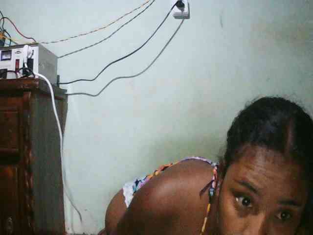 TriciaBella webcam