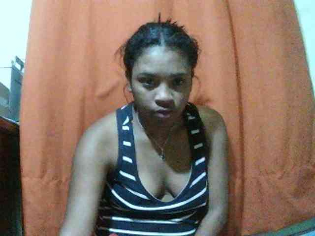 TriciaBella webcam