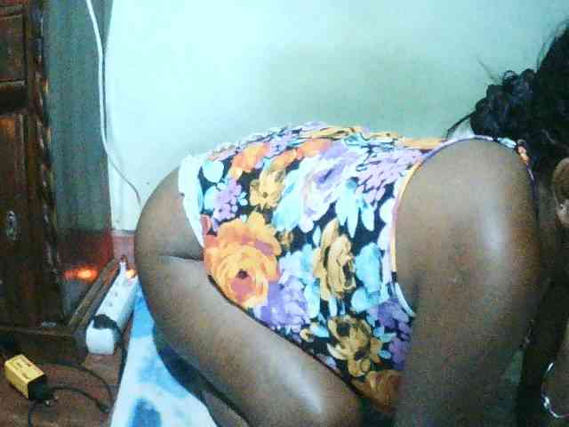 TriciaBella webcam