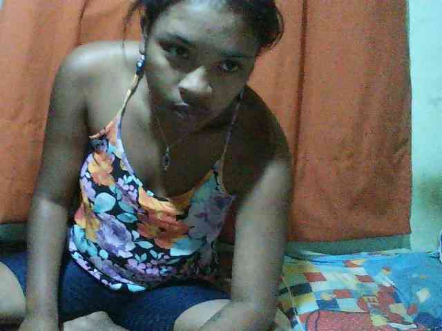 TriciaBella webcam