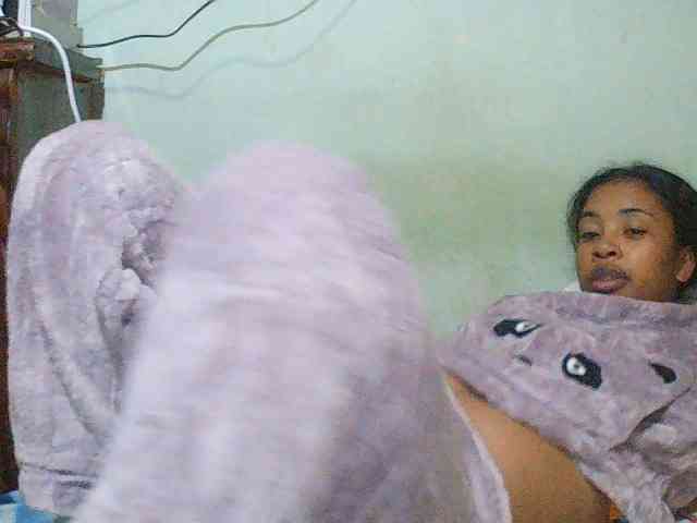 TriciaBella webcam
