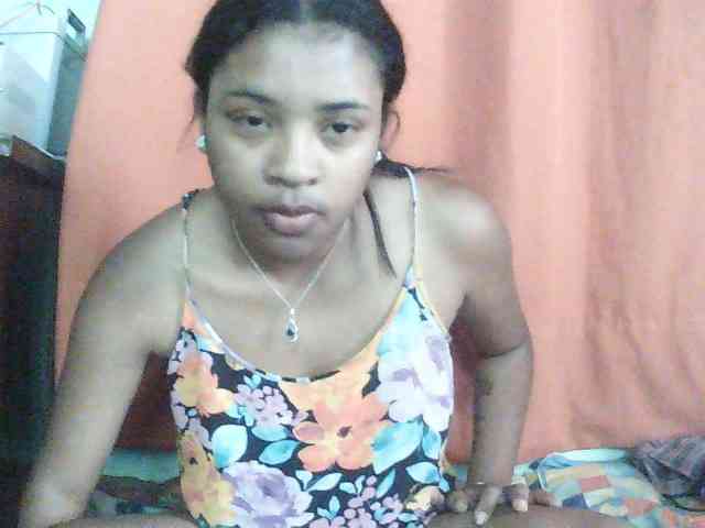 TriciaBella webcam