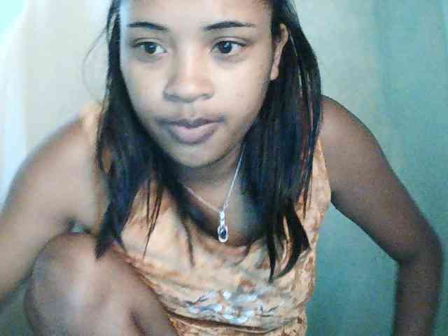 TriciaBella webcam
