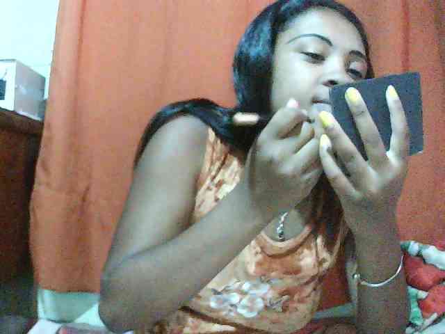 TriciaBella webcam