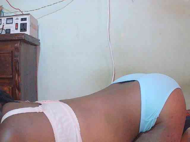TriciaBella webcam