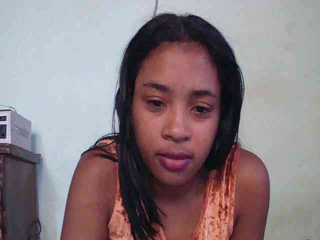 TriciaBella webcam