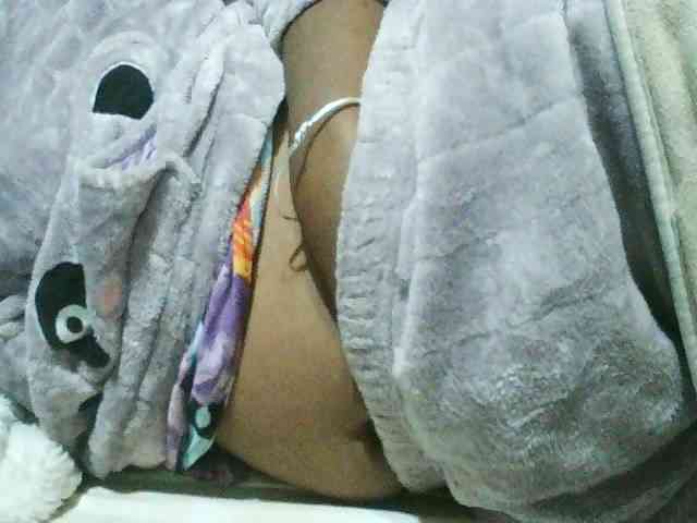 TriciaBella webcam