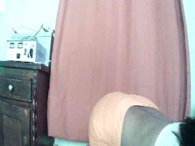 TriciaBella webcam